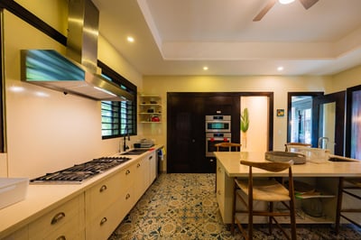 Luxury Villa Photo #19