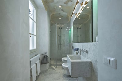 Luxury Villa Photo #15