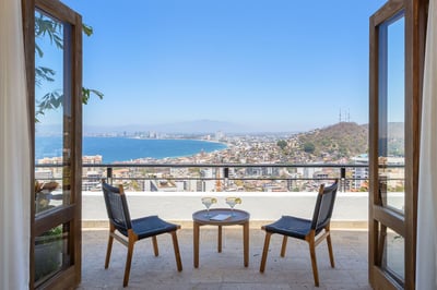 Luxury Villa Photo #45