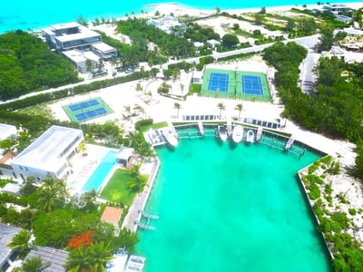 Luxury Villa Photo #15