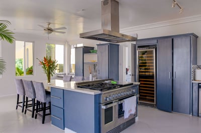 Luxury Villa Photo #18