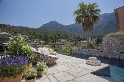 Luxury Villa Photo #4