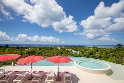 Luxury Villa Photo #8