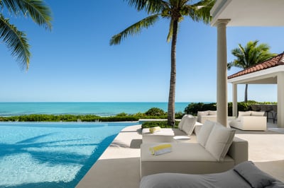 Luxury Villa Photo #9