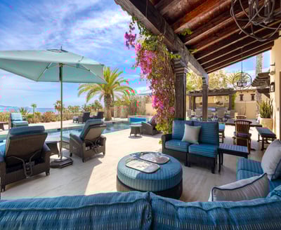 Luxury Villa Photo #15