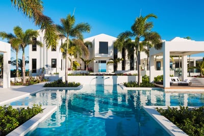 Luxury Villa Photo #3