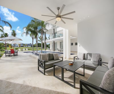 Luxury Villa Photo #10