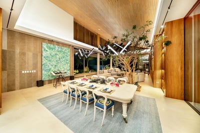 Luxury Villa Photo #28