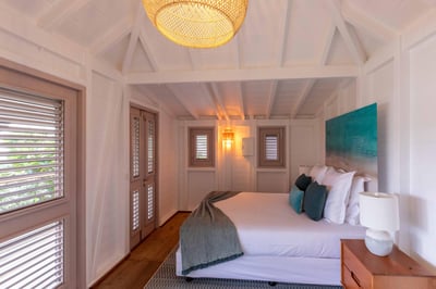 Luxury Villa Photo #33
