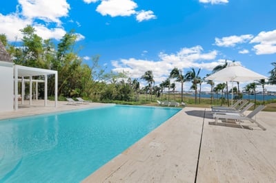 Luxury Villa Photo #17