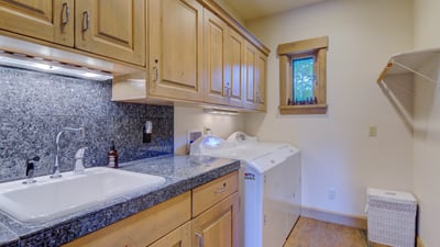 Laundry Room, Main Level