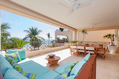 Luxury Villa Photo #2