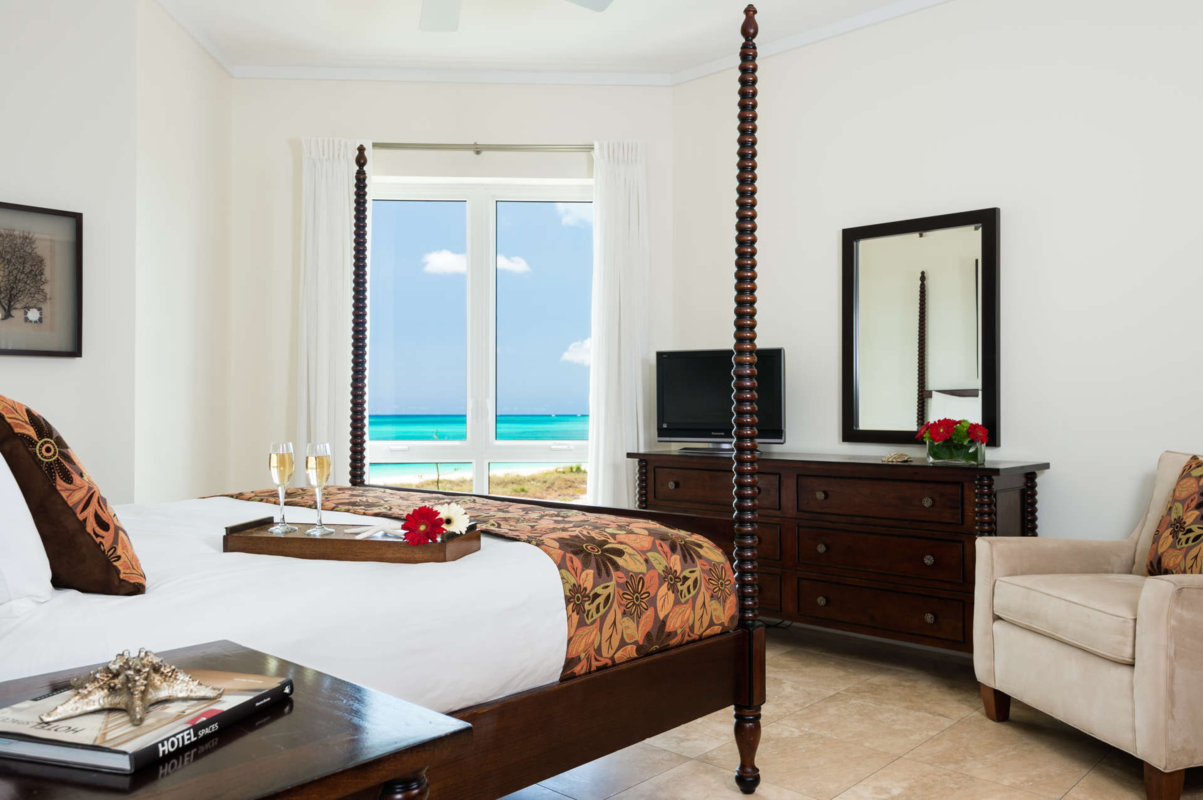 Oceanfront Luxury 1 BDM Suite - 3