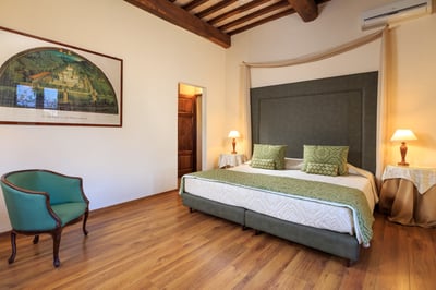 Luxury Villa Photo #19