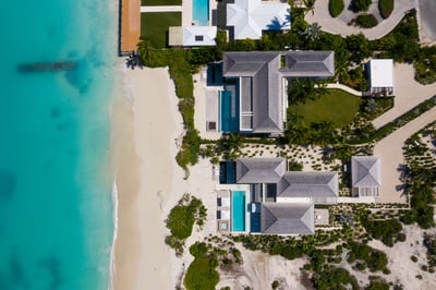 Luxury Villa Photo #6