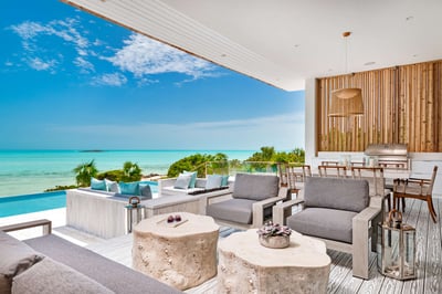 Luxury Villa Photo #10