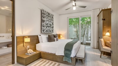 Luxury Villa Photo #13