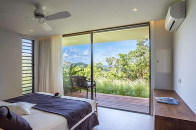Luxury Villa Photo #29