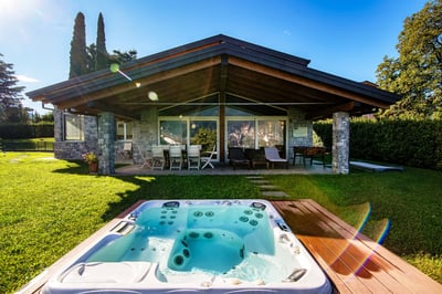 Luxury Villa Photo #4