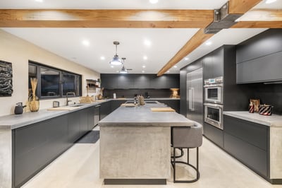 Luxury Villa Photo #20