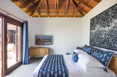Luxury Villa Photo #50