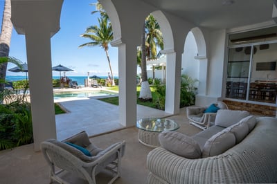Luxury Villa Photo #20