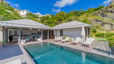 Luxury Villa Photo #2