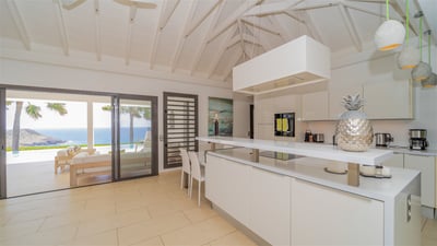 Luxury Villa Photo #49