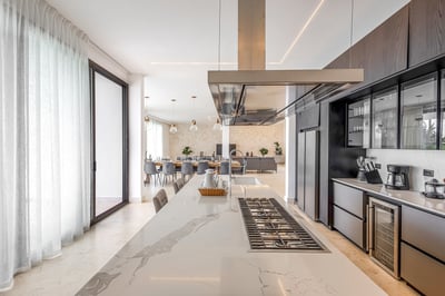 Luxury Villa Photo #20