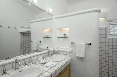 Luxury Villa Photo #25