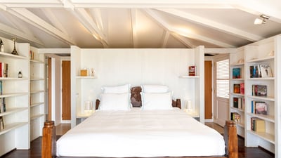 Luxury Villa Photo #35