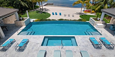 Luxury Villa Photo #6