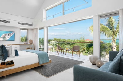 Luxury Villa Photo #21