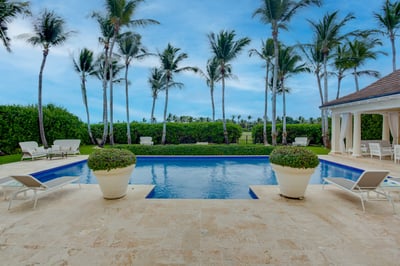 Luxury Villa Photo #8