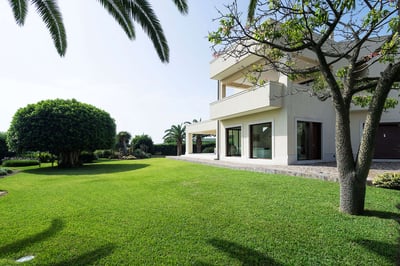 Luxury Villa Photo #40