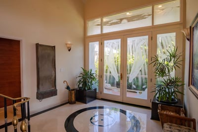 Luxury Villa Photo #11
