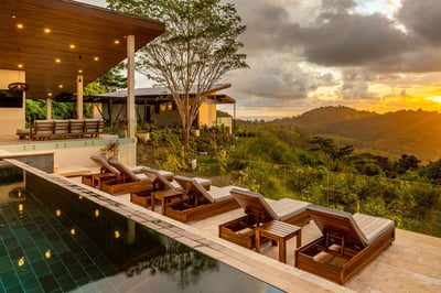 Luxury Villa Photo #7