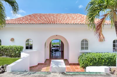 Luxury Villa Photo #17