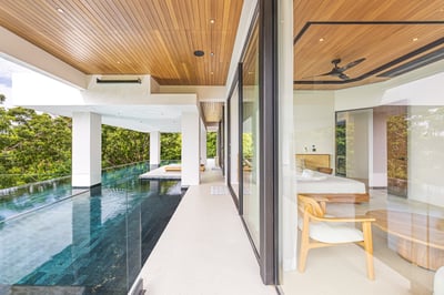 Luxury Villa Photo #64