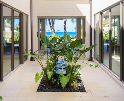 Luxury Villa Photo #13