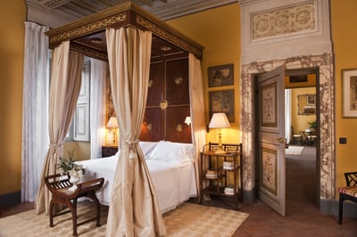 Luxury Villa Photo #18