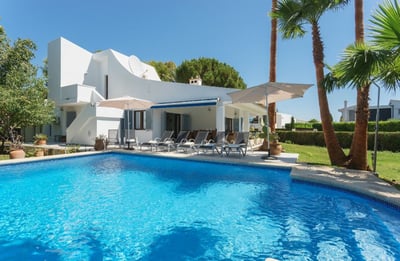 Luxury Villa Photo #2
