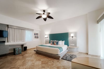 Luxury Villa Photo #44