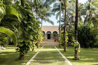 Luxury Villa Photo #7