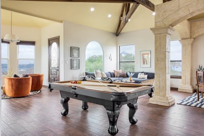 Luxury Villa Photo #16