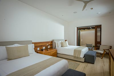 Luxury Villa Photo #39