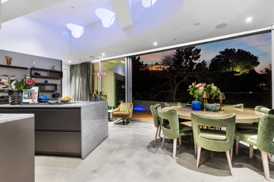 Luxury Villa Photo #50