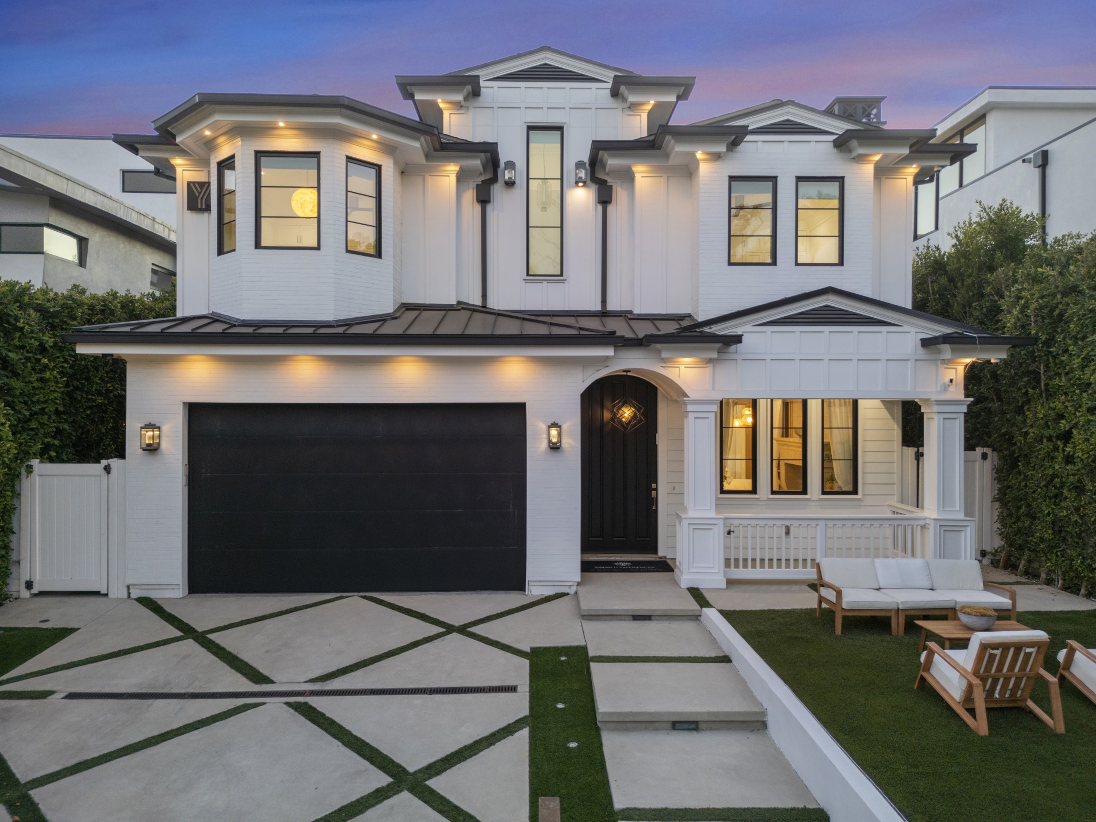 Spaulding Ave Farmhouse - 2