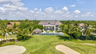 Villa Mariposa - Golfview Luxury Estate