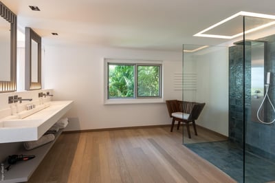 Luxury Villa Photo #28